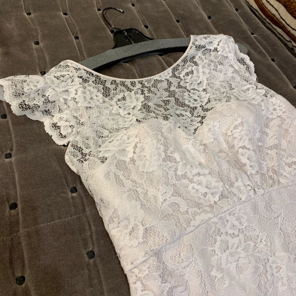 Amsale lace mermaid gown — never worn!